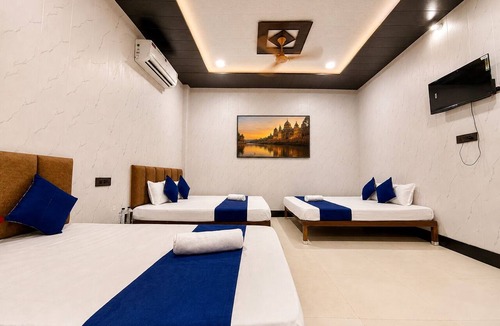 Mathura Hotel | JSR Inn