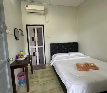 Kuala Tahan Hotel | Julies Hostel Taman Negara