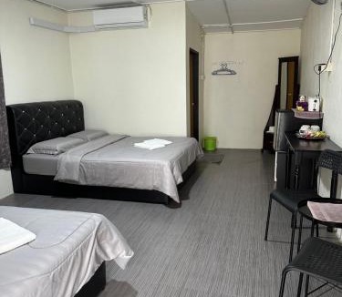 Kuala Tahan Hotel | Julies Hostel Taman Negara