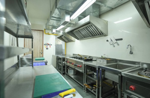 Greater Noida Hotel | Kaashvi Residency - Managed by Atithi House