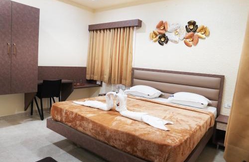 Kamalapur Hotel | Kailash Residency