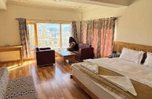 Leh Hotel | Kashi Ganga Inn