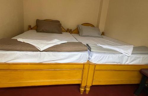 Shillong House | Keeon Private Room Back