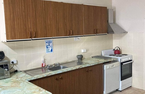 Borenore House | Kelanvale Workman's Cottage