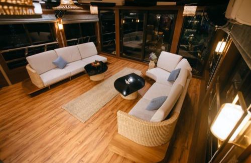 Alappuzha Boat Rental | Kerala Houseboat