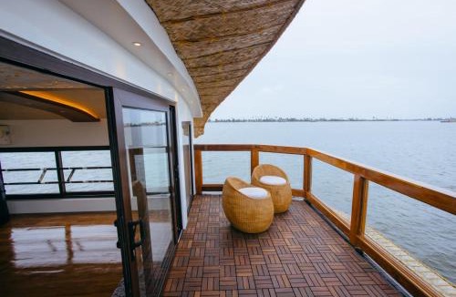 Alappuzha Boat Rental | Kerala Houseboat