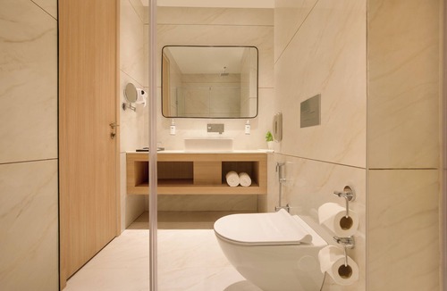 Amritsar Hotel | Keys Select by Lemon Tree Hotel Amritsar