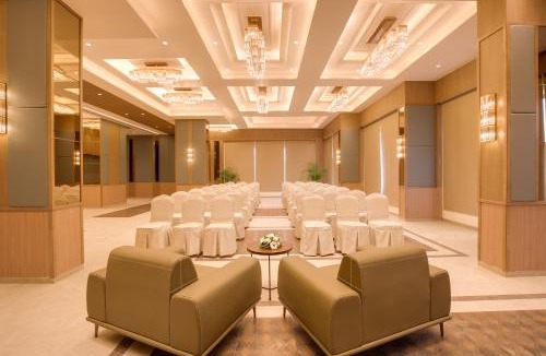 Vadodara Hotel | Keys Select By Lemon Tree Hotels, Vadodara