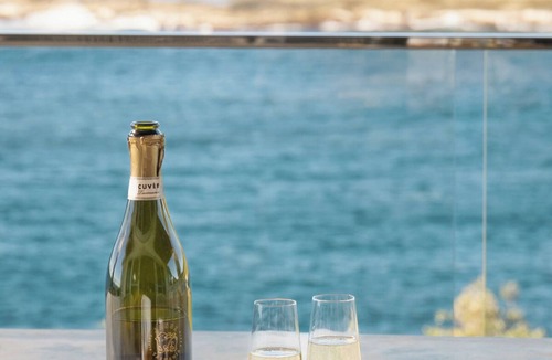 Kiama Apartment | Kiama Water Views Couples Luxury Waterfront Sea Views Retreat