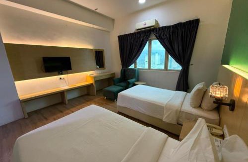 Taman Makmur Hotel | Kingston Hotel 25 - Summit Signature Batu Pahat, Johor