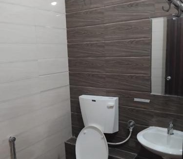 Indore Hotel | Kiwi Inn Hotel Palda