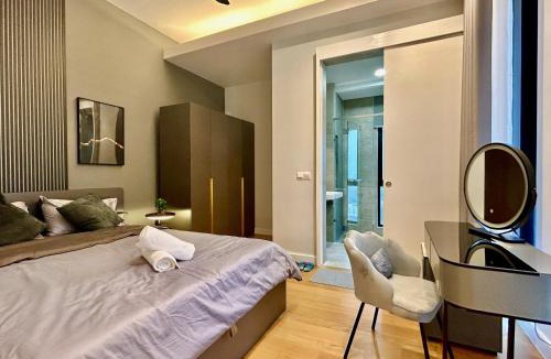 Brickfields Apartment | KL Central 33rd Floor KLCC view