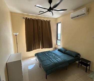 Labu Apartment | KLIA Residency Homestay