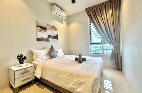 Labu Apartment | KLIA Residensi With Netflix