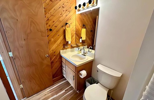 Colington House | Knot On Call: OceanViews/Pool/MultiUsePath