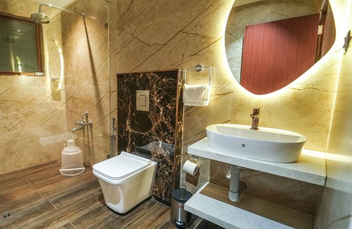 Kochi Resort | Kochi Backwater Resort