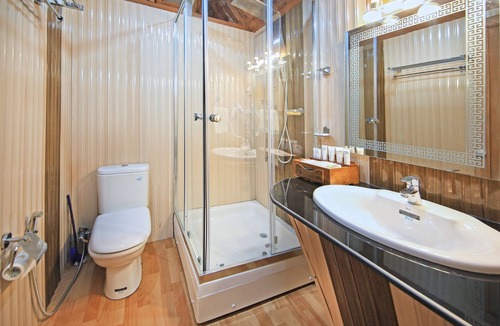Dal Lake Hotel | Kolu Group Of Houseboats
