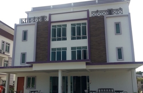 Taman Intan Hotel | KompoVilla