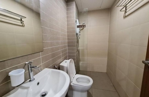 Batu Lintang Apartment | Kozi Square 4pax Studio 2A