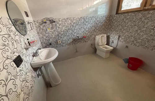 Nichar House | Krishna homestay yulla