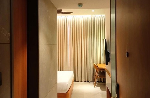 Ambernath Hotel | Krishna Palace Hotel , Ulhasnagar