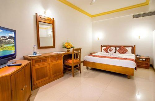 Kuppaayil Hotel | KrishnaInn