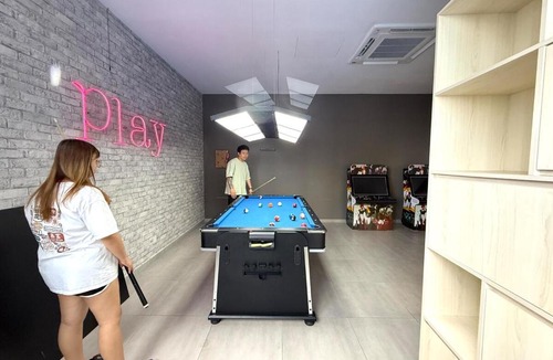 Taman Century Apartment | KSL Carton King Suites B By STAY