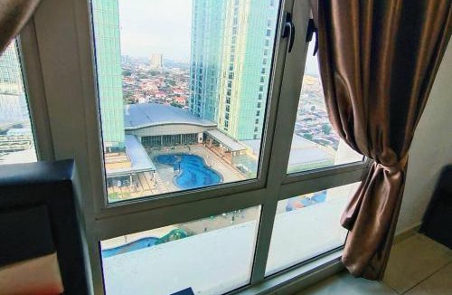 Taman Century Apartment | KSL City Mall D'Esplanade Apt 10min to CIQ, near to Legoland
