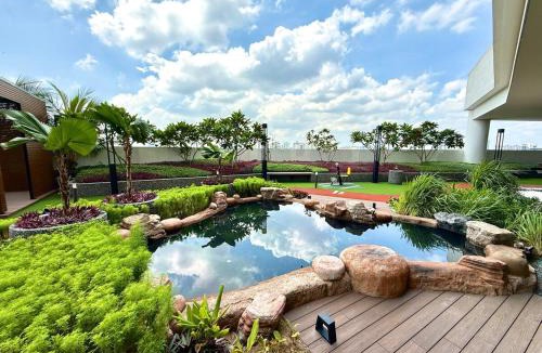 Taman Century Apartment | KSL Cozy Couple Suites B By STAY