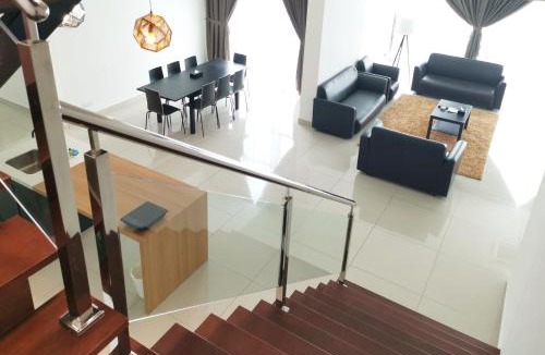 Taman Century Hotel | KSL Hotel & Resort