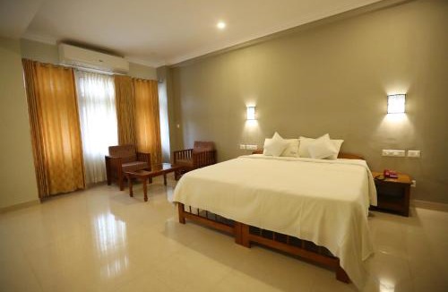 Palakkad Hotel | KTDC Garden House