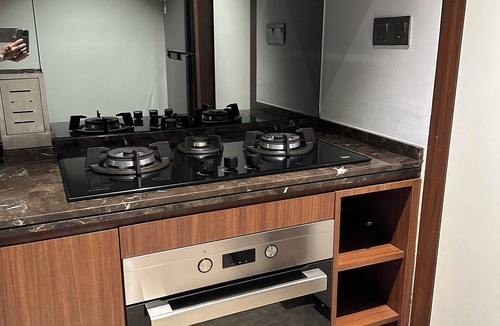 Medan Tuanku Apartment | KUALA LUMPUR APT WITH ROOF TOP GARDEN AND PLAYGROUND