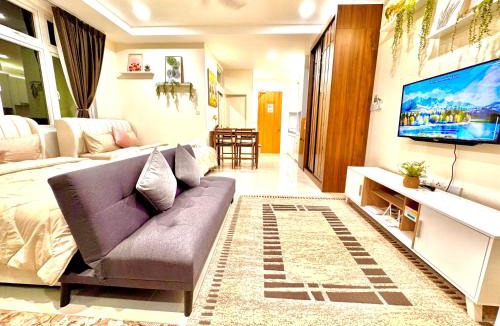 Kuching Apartment | Kuching 4Pax Riverine High Floor Resort Stay Kuching Waterfront View from Balcony