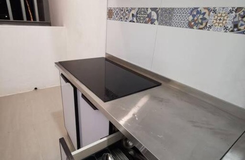 Pusat Komersil Lee Ling Apartment | Kuching Metrocity Homestay - N01 Wincy