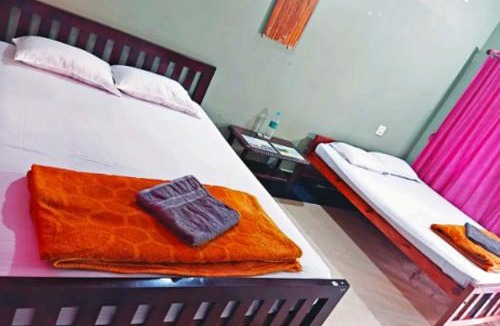 Subrahmanya Hotel | Kukke Kumaradhara River Valley Home Stay