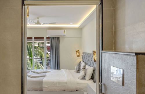 Saunta Vaddo Hotel | La Baga Beach Hotel
