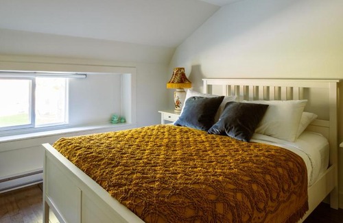 Stanbridge East Hotel | La Cecil House