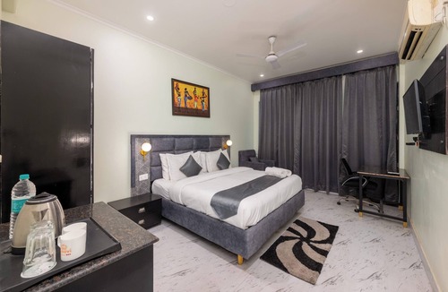 Gurugram Resort | La Comfort By shrpl