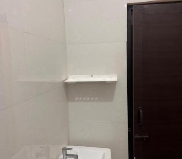 Kuilapalayam Hotel | La Coral Residency