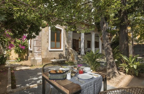 White Town Hotel | LA VILLA by Villavi
