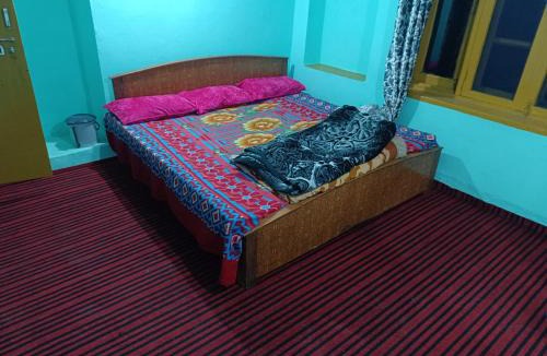 Srinagar House | Laila paying guest house