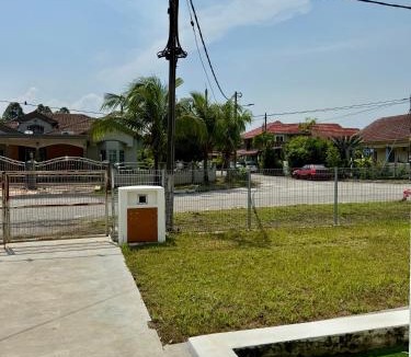 Sungai Pelek House | Lake House Angsana 88