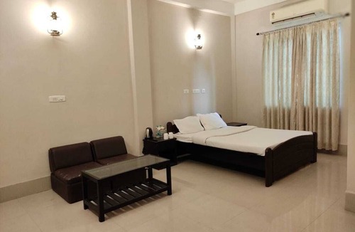 Sonamura Hotel | Lake Side Resort Neermahal