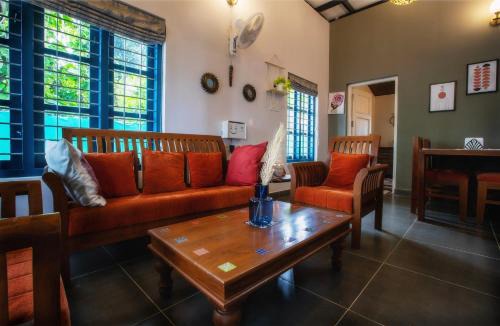 Kollam Villa | Lakefront 2BHK villa I A-frame balcony deck I BBQ grill I Hammock