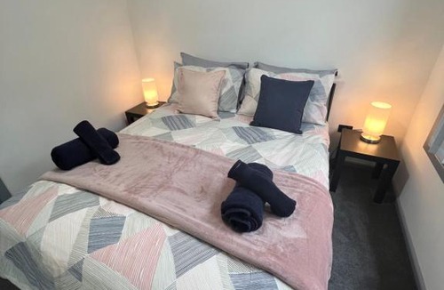 Raymond Terrace Apartment | Lakeside Residence
