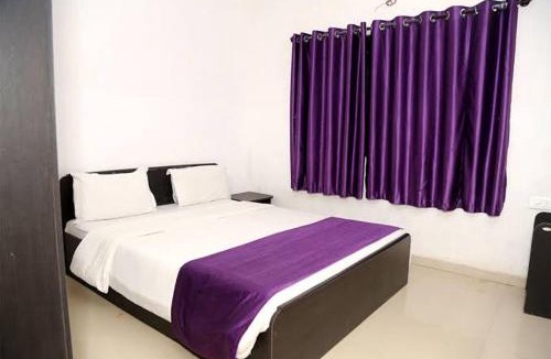 Khandwa Hotel | Lakhdatar Hotel and Restaurant