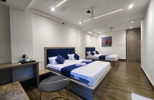Deoghar Hotel | Lakhdatar Hotel