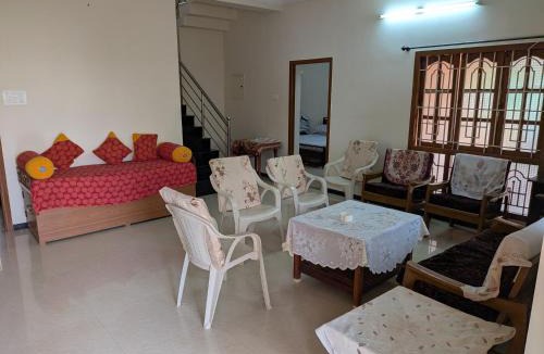 Coimbatore House | Lakmo Luxury Guest House