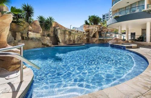 Mooloolaba Apartment | Landmark Resort Private Apartment