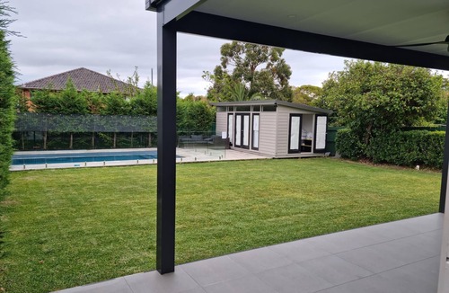 Willoughby House | Large, modern, resort-style house, 5 double bedrooms, 2.5 bath + pool cabana